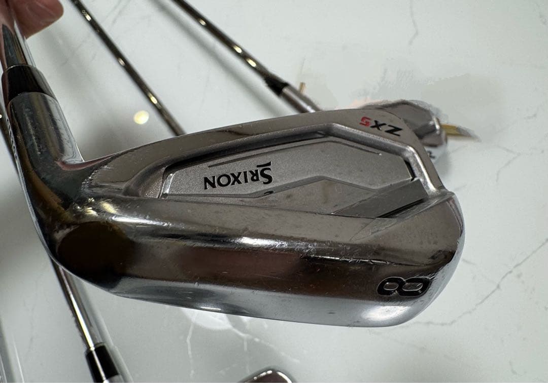 【週末値下！】Srixon ZX5 6本（5〜P）　NSPRO950DST S