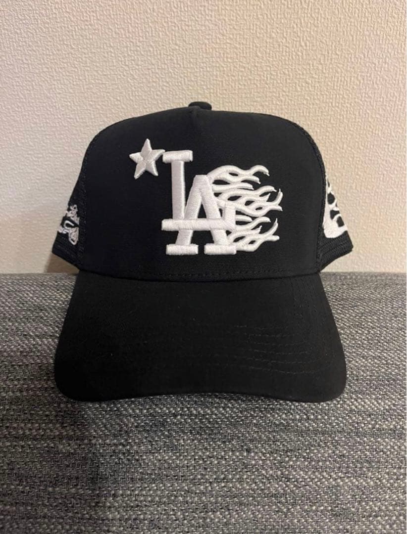 希少 海外限定 HELLSTAR LA BLACK SNAP BACK CAP