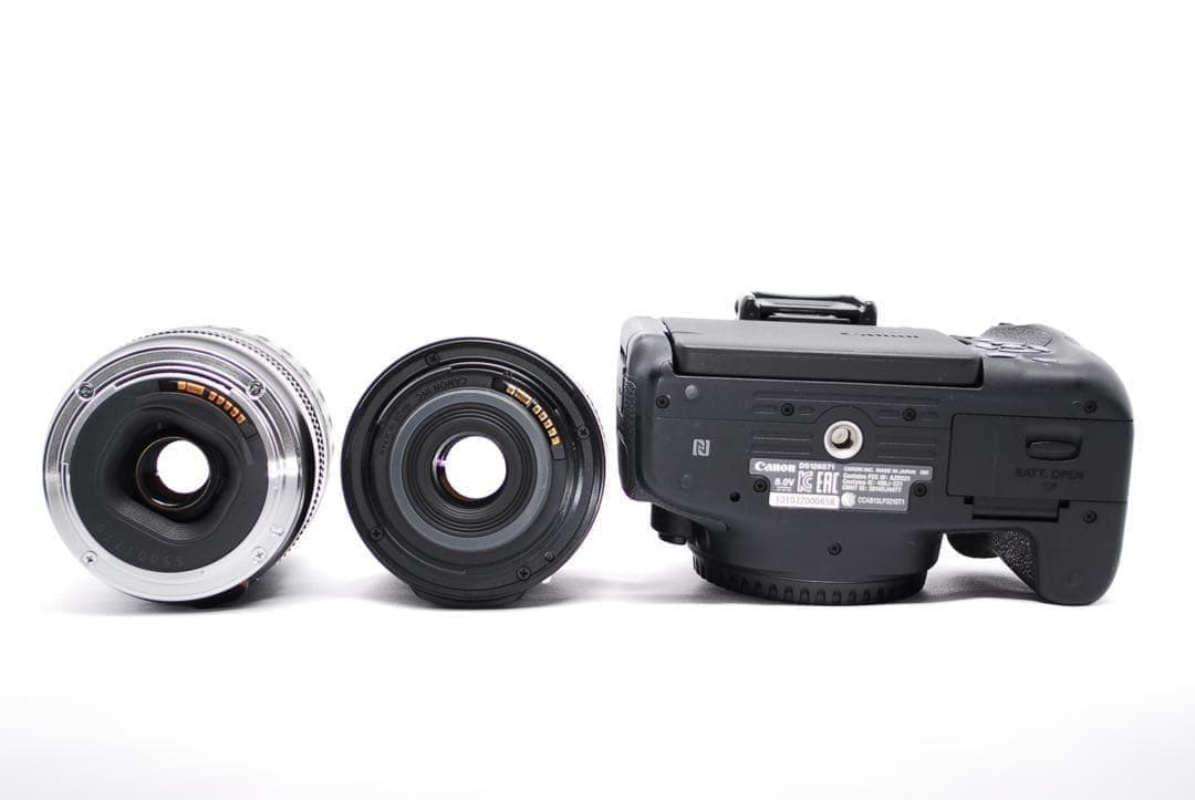 高性能一眼レフ✨Canon Kiss X8i✨超望遠レンズ付Wレンズ✨