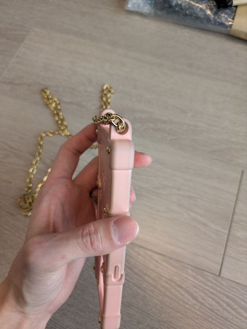 LOUIS VUITTON リトランク iPhone14Pro アイフォンケース