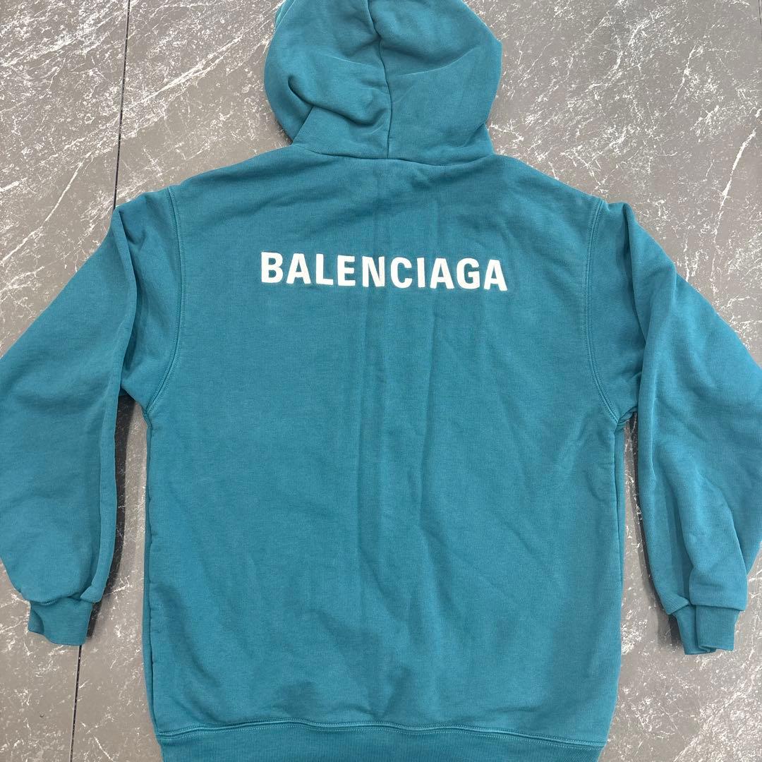 バレンシアガ　パーカー　ユニセックス　サイズXS