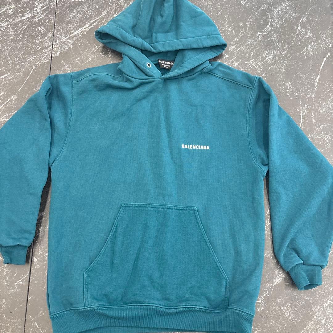 バレンシアガ　パーカー　ユニセックス　サイズXS
