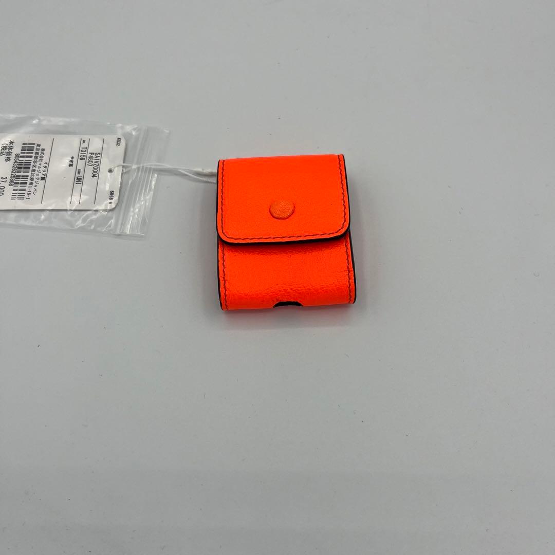 マルジェラ　AirPodsケース