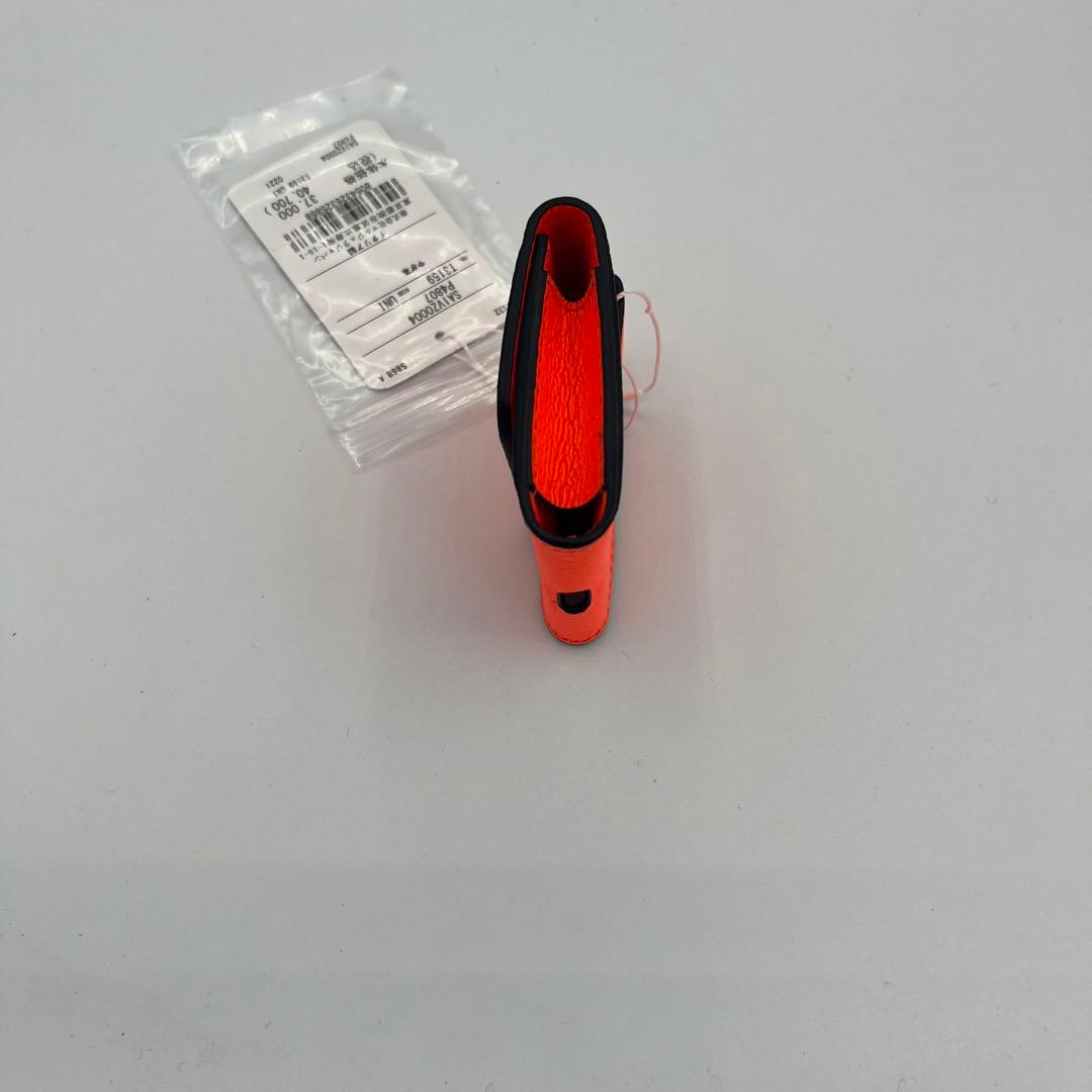 マルジェラ　AirPodsケース