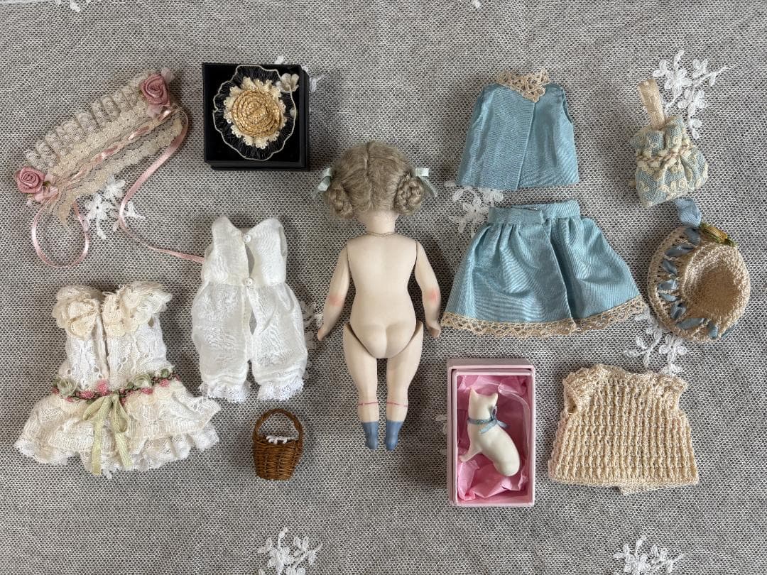 ✨5日間限定✨ミニョネット(身長16cm)＆衣装・小物セット　ビスクドールリプロ