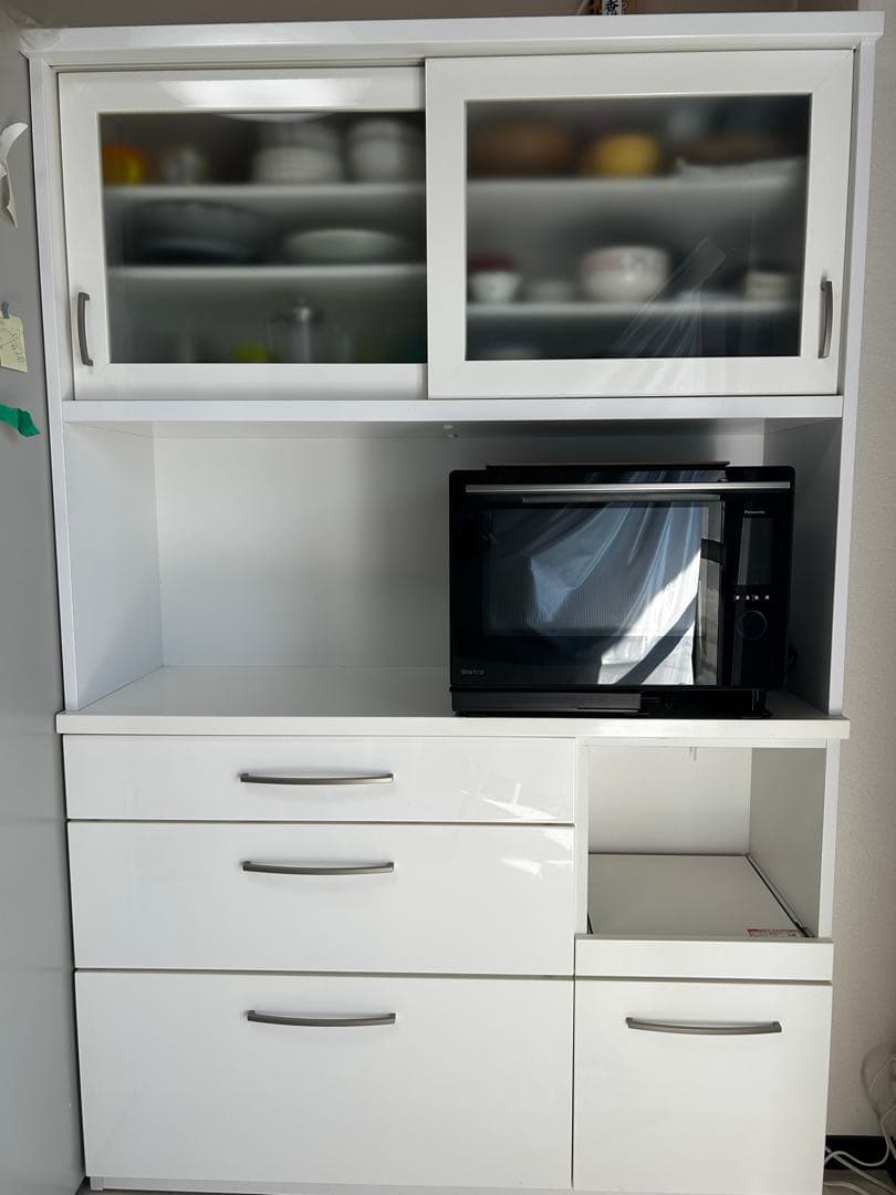 ニトリ　ホワイト カップボード