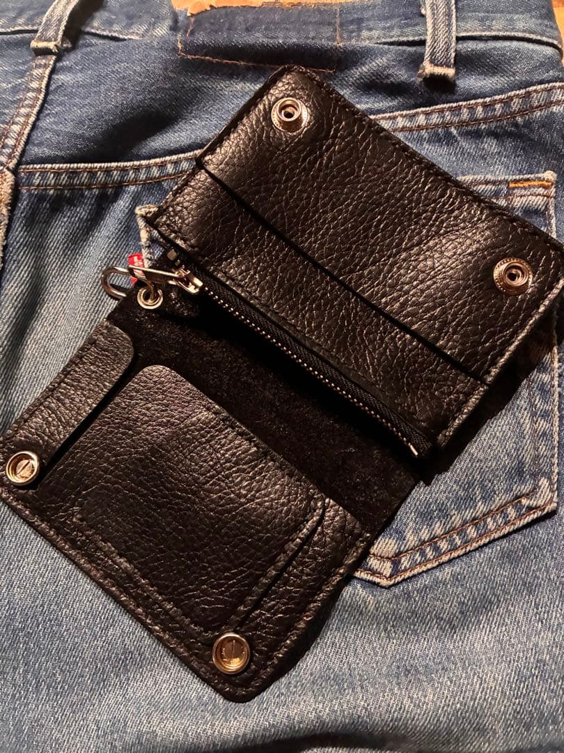 トラッカーウォレット　ミドルサイズ　シボ革　シルバー925アポロコンチョカスタム