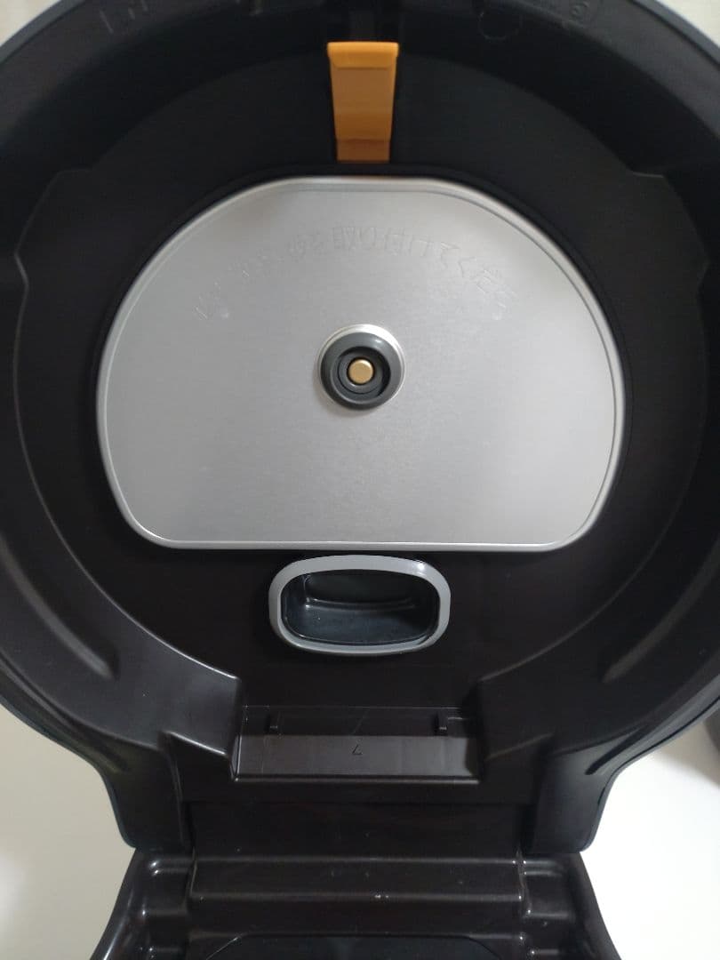 三菱 NJ-AW108-B IHジャー炊飯器 2017年製　本炭釜