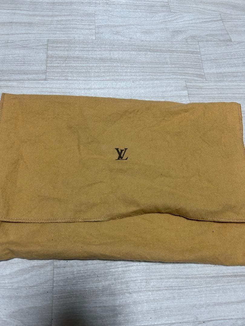 Louis Vuitton　クラッチバック
