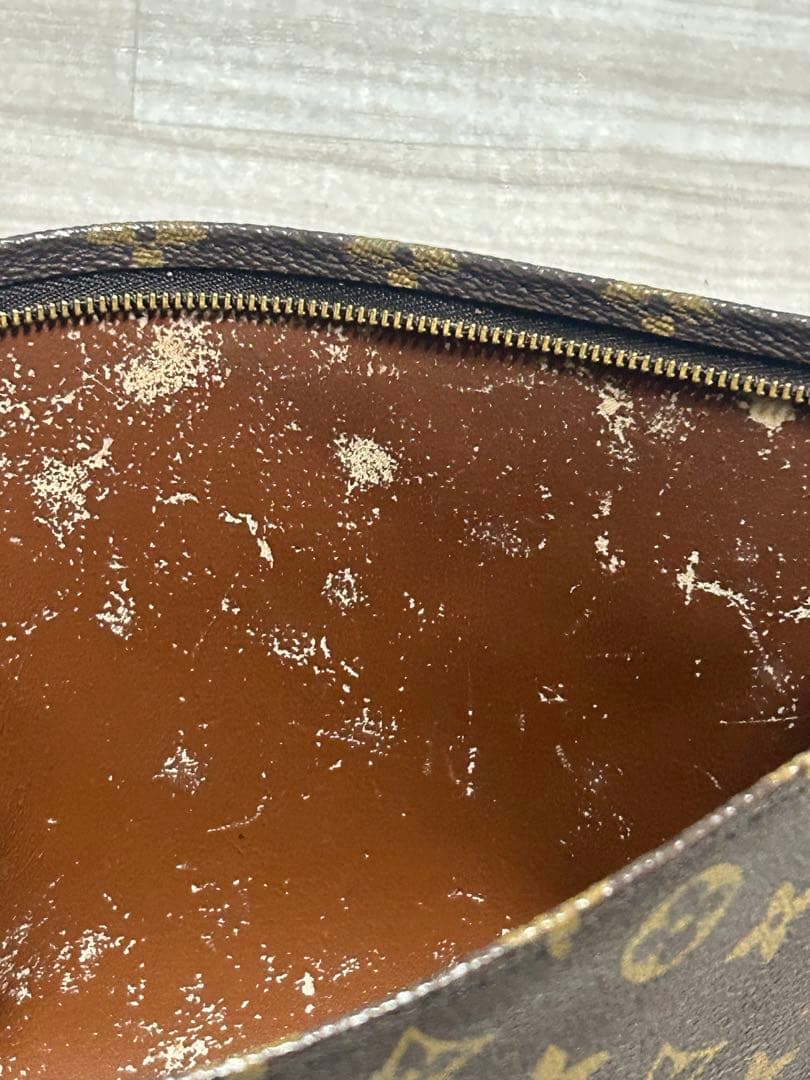 Louis Vuitton　クラッチバック