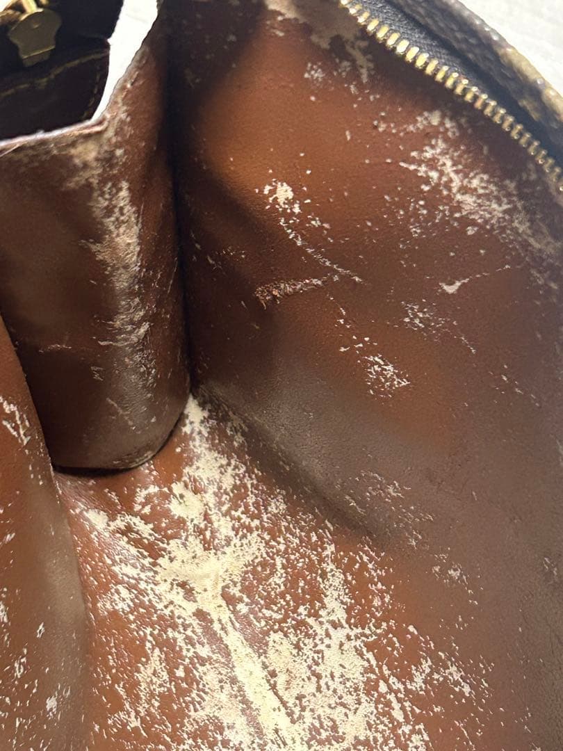 Louis Vuitton　クラッチバック