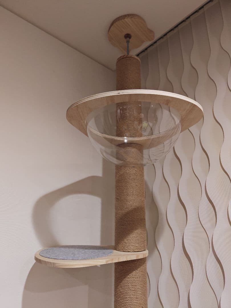 突っ張り型キャットタワー 麻 木材 透明ボウル付き