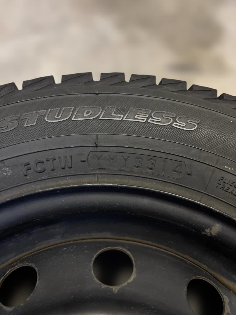 m*P様 ★★トヨタ コムス ヨコハマアイスガード 145/70R12 スタッド