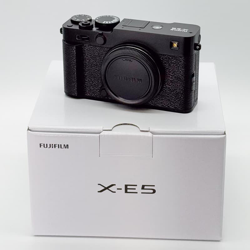 富士フイルム FUJIFILM X-E5（ブラック）