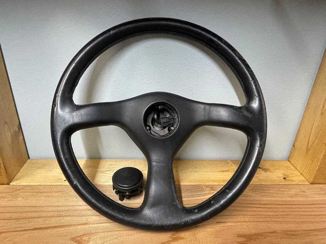 スカイラインGT-R R32 純正ステアリング