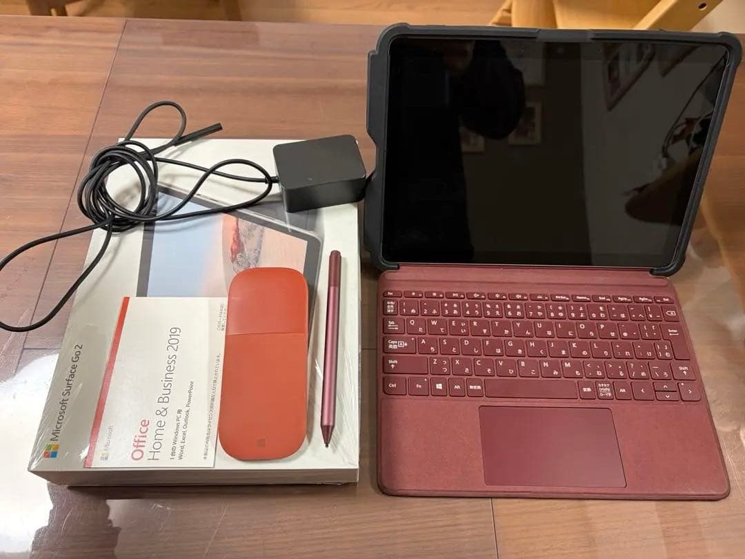 Microsoft Surface Go 2 本体 キーボード　ペン　セット