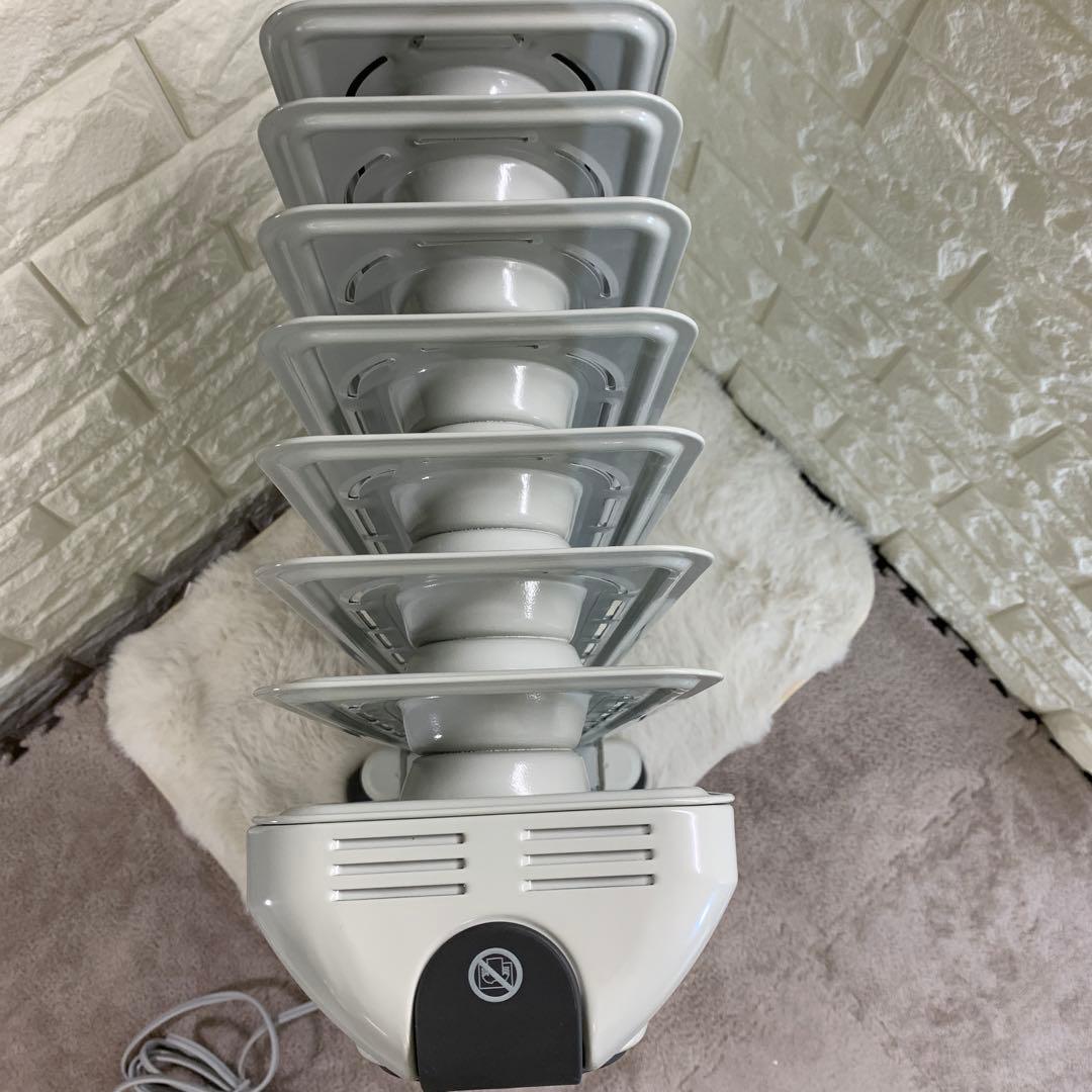 DeLonghi オイルヒーター HJ0812