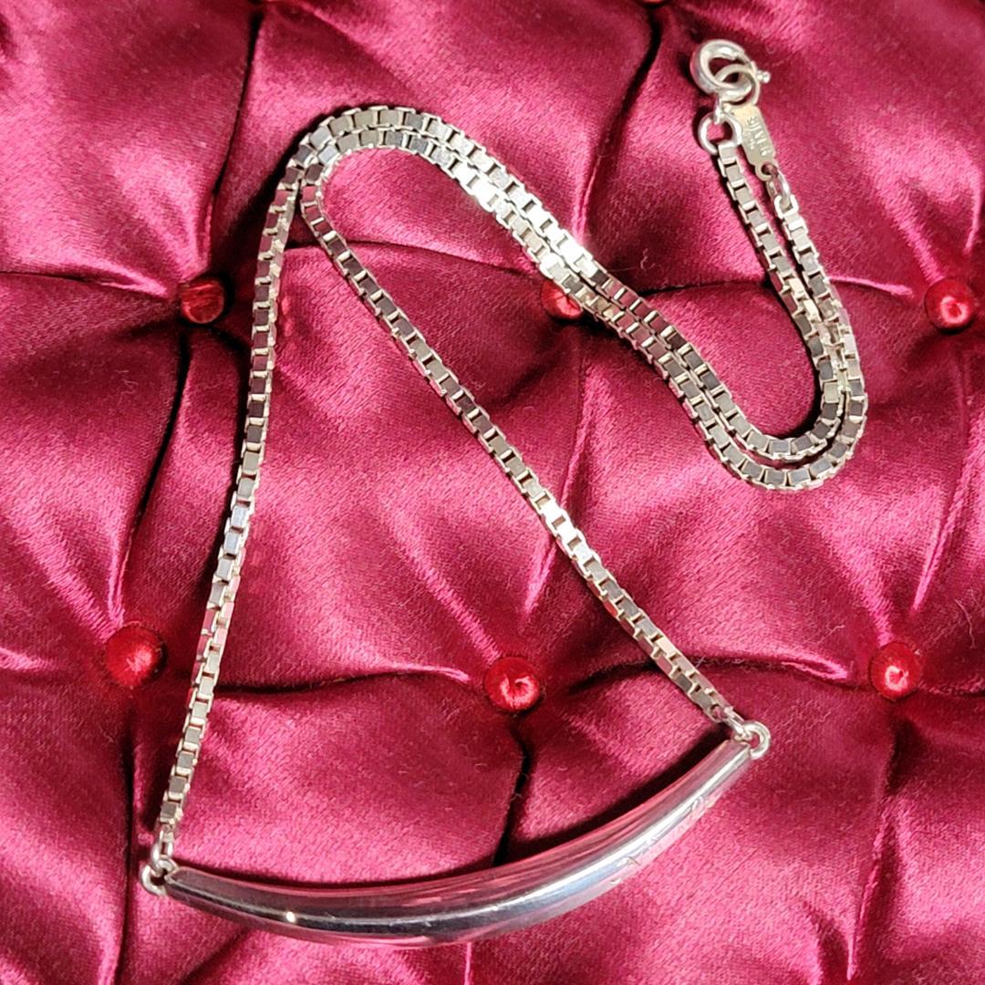 ビンテージ 滑らかな弧を描くフロントバーのシルバーネックレス シルバー925