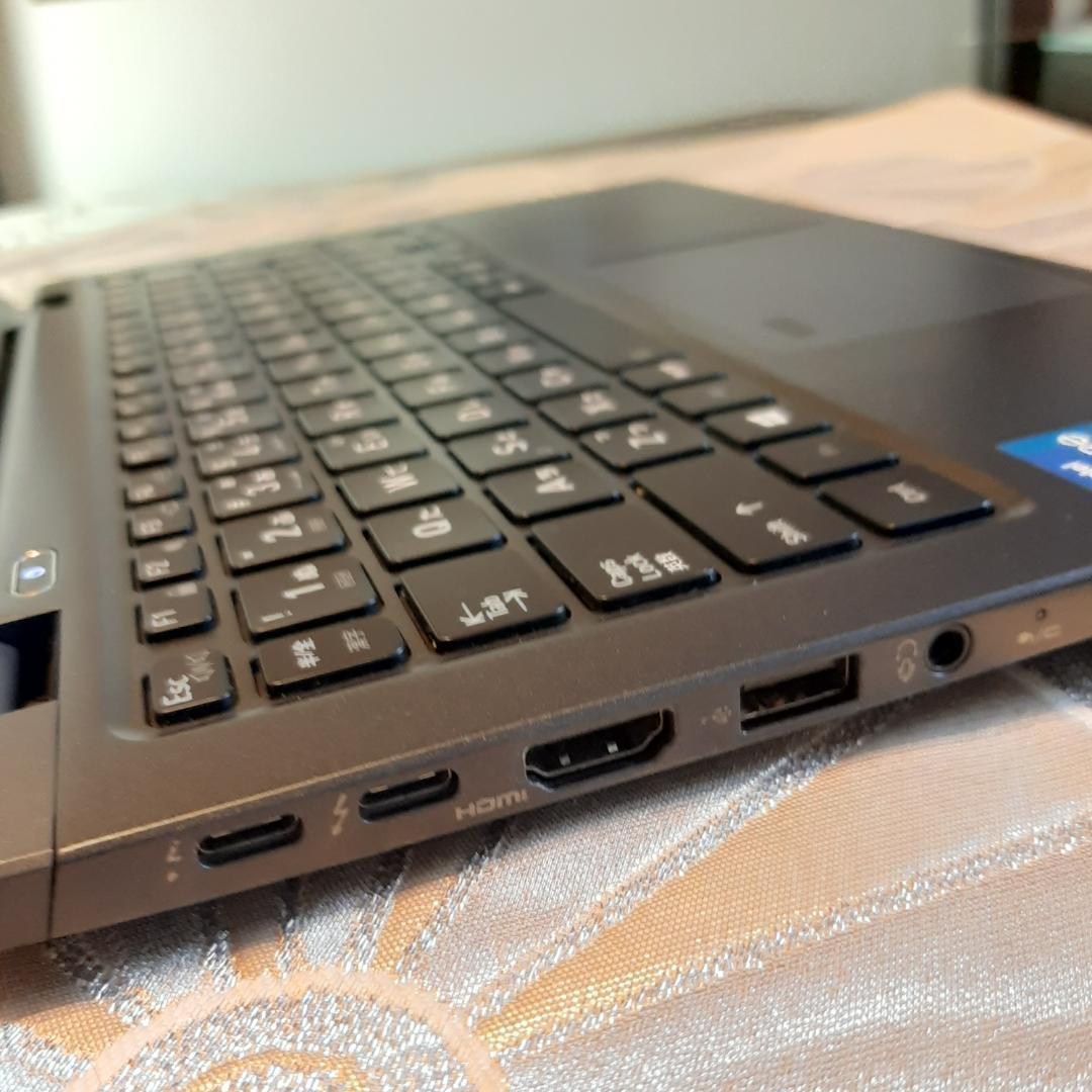 G83HS 13インチ ☆11世代 i5 256G 1920＊1080 東芝