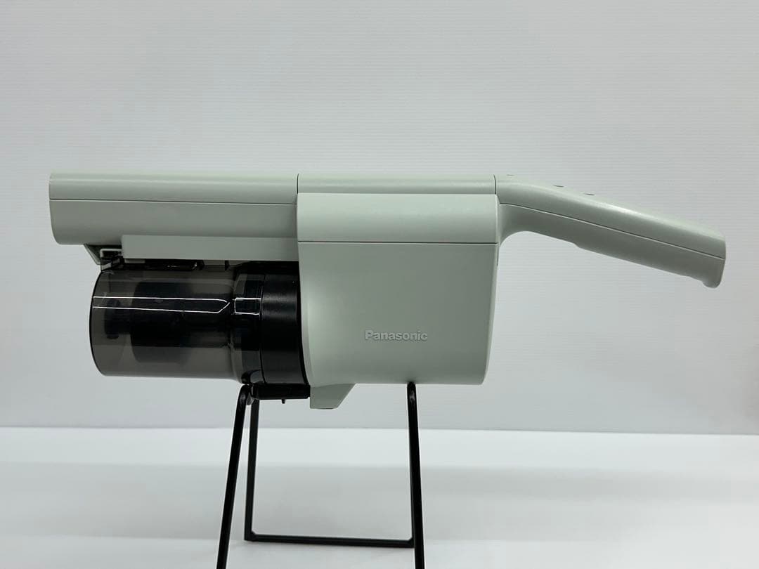 27分　純正バッテリー付き　Panasonic 掃除機　MC-SB33J 本体