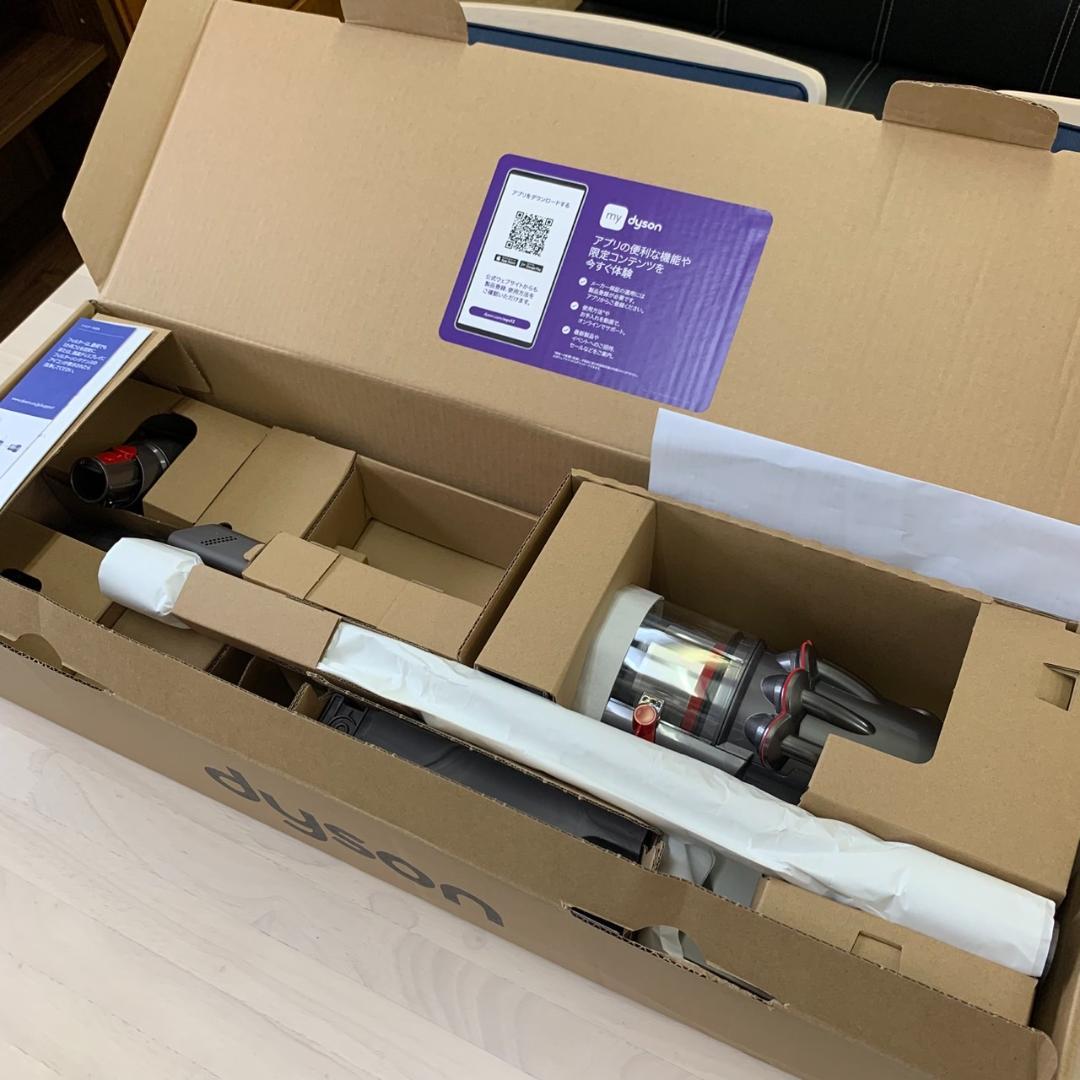 ★未使用　dyson　V12 Detect Slim　Fluffy　SV46