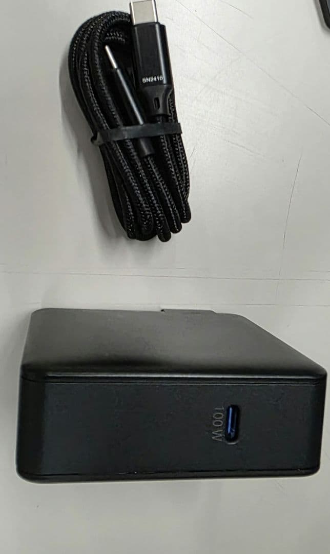 ミニPC One Xplayer X1 Mini (Ryzen7 8840U/64GB)