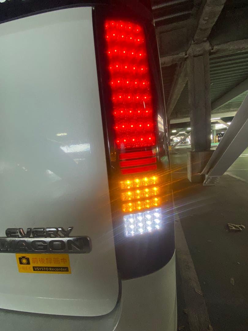 【とっしー 】 REIZ DA64w エブリィワゴン LEDテール