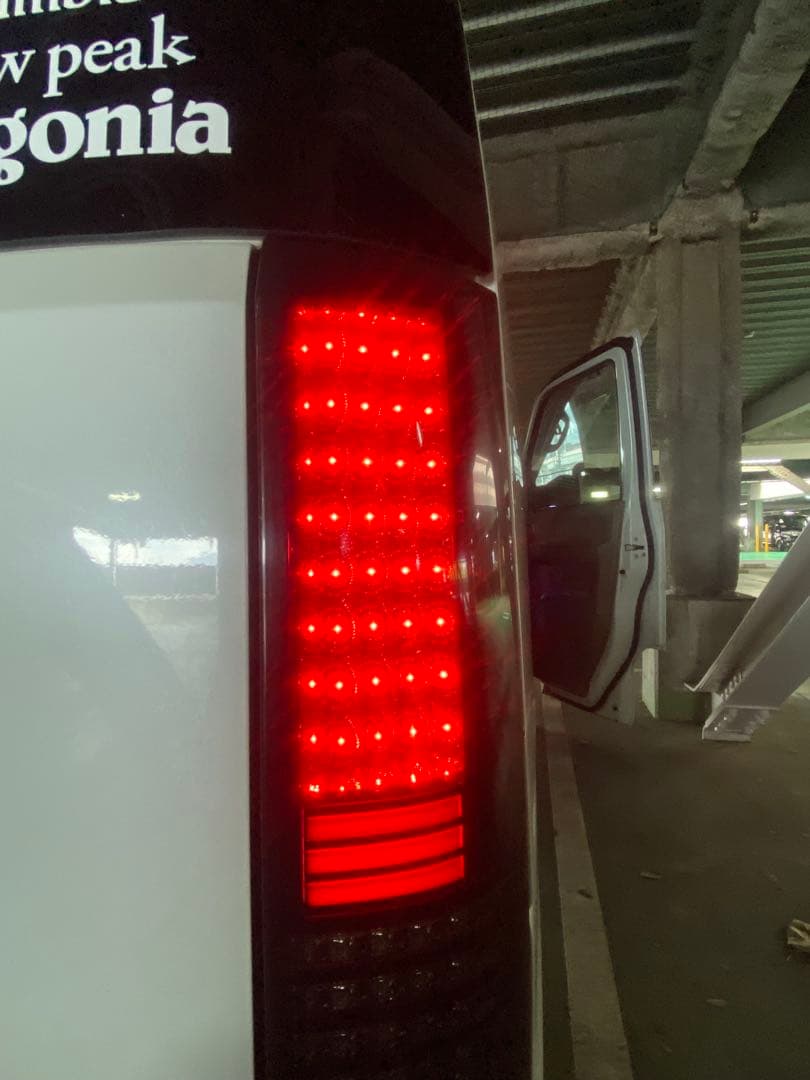 【とっしー 】 REIZ DA64w エブリィワゴン LEDテール