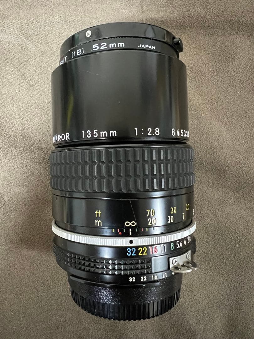 Nikkor 135mm f/2.8 レンズ
