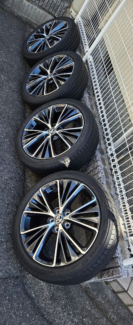 60プリウス純正19インチタイヤアルミホイールセット