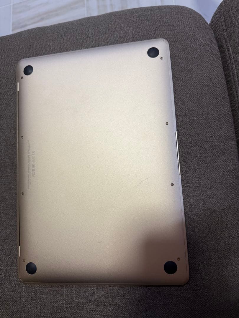 Apple MacBook ゴールド