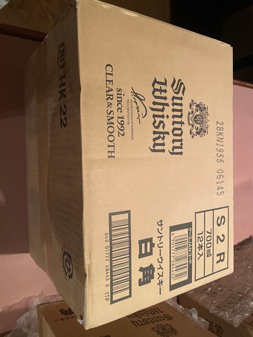 サントリー　ウイスキー　白角　700ml ×12本