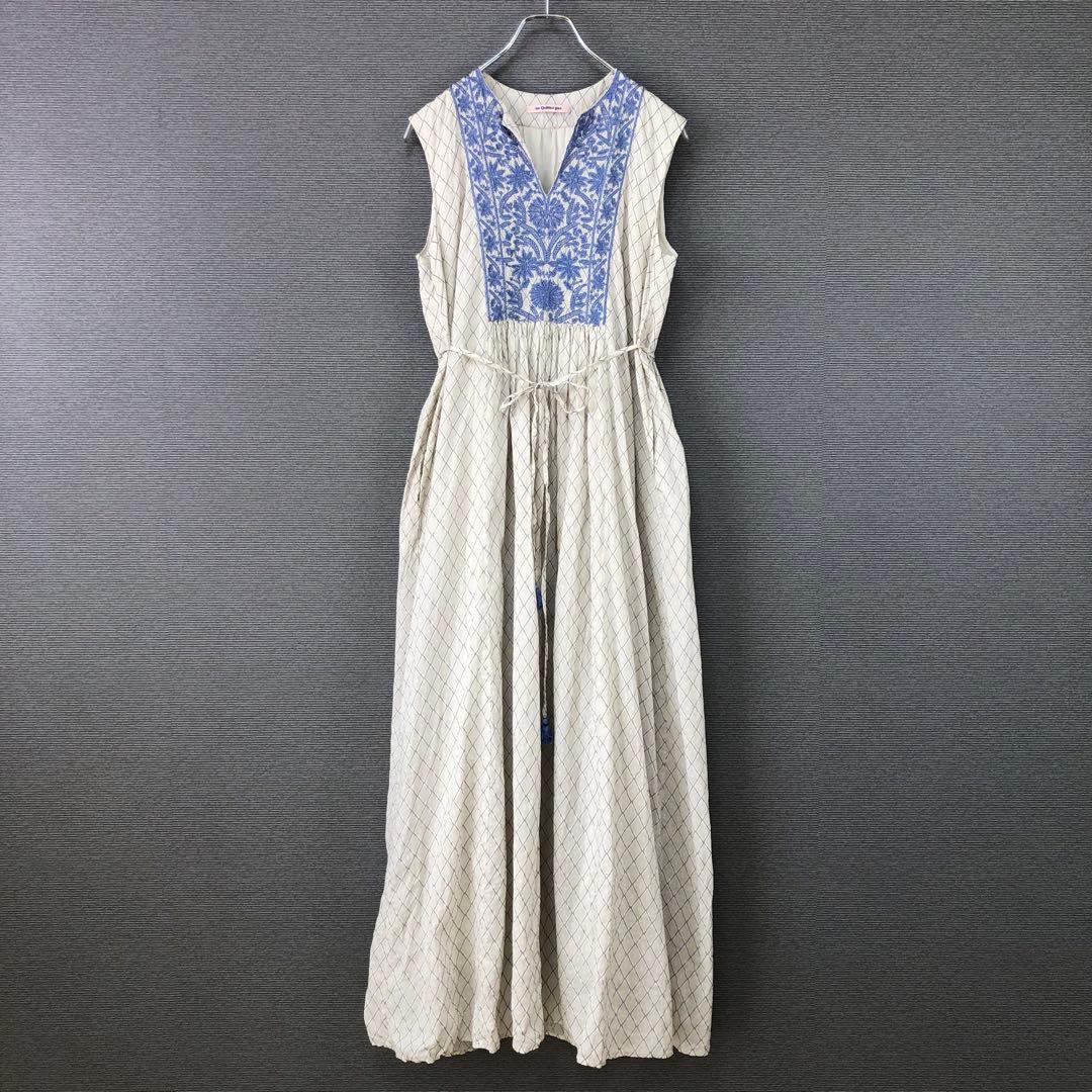 ヌキテパ DIA CHECK PRINT EMB DRESS M ECRU