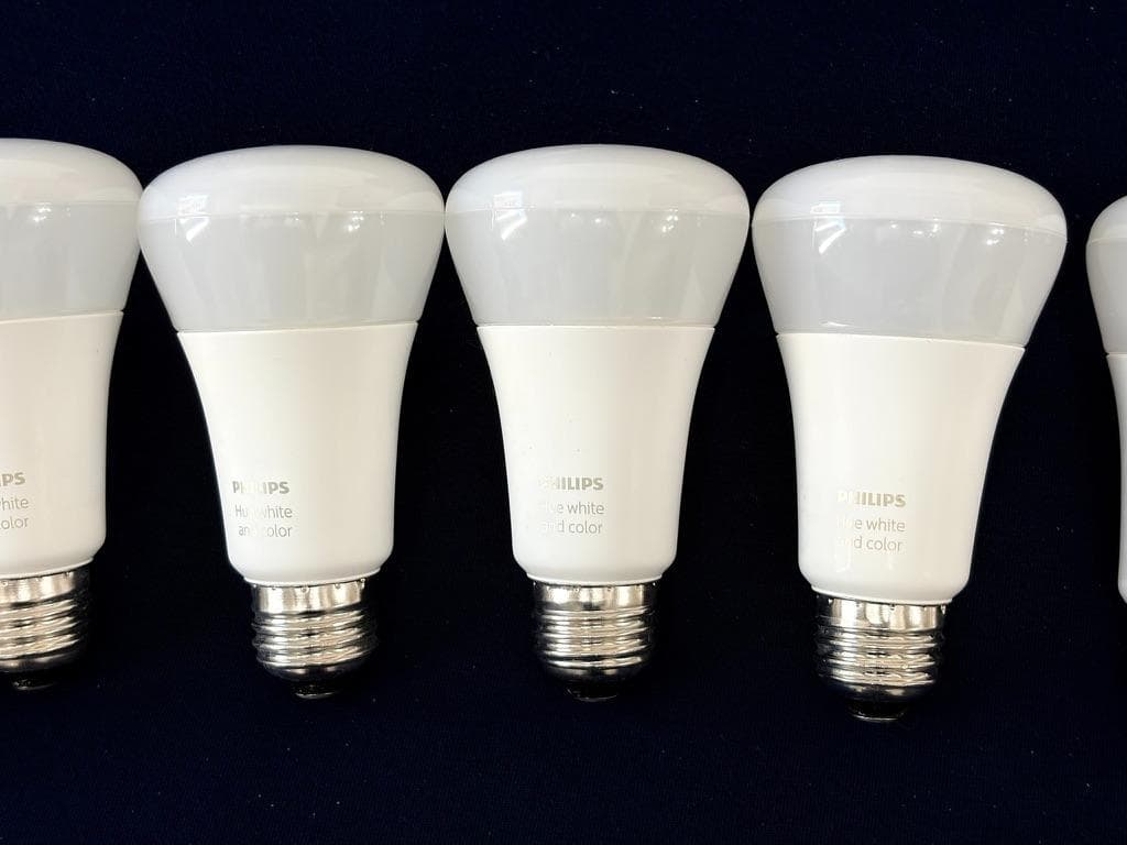 Philips Hue スマート電球 E26 800lm フルカラー 9個セット