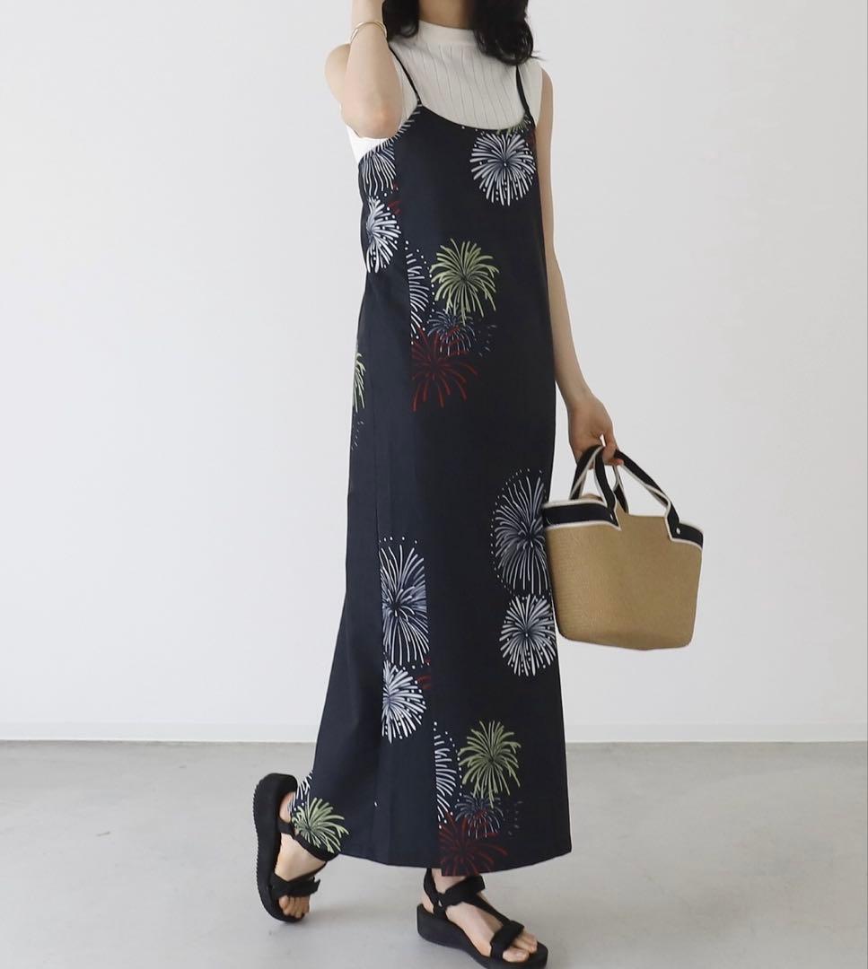 【1人で着れる！】花火柄紺色ワンピース浴衣 赤い帯付き M