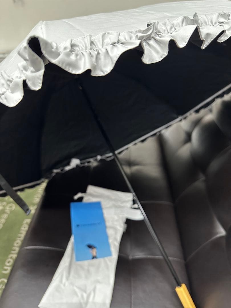 SUN BARRIER 100 フリル付き折りたたみ傘