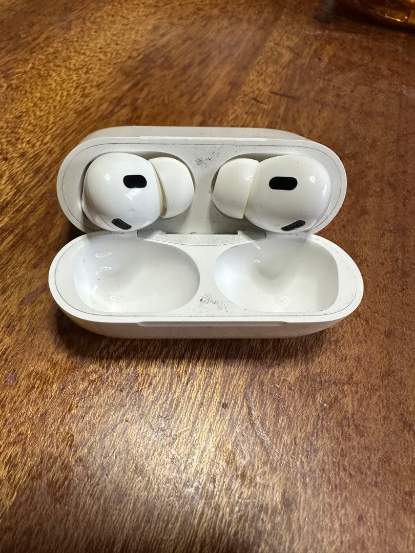 AirPods pro2本体 充電ケース付き
