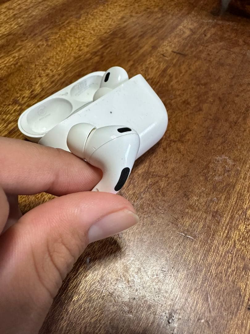 AirPods pro2本体 充電ケース付き