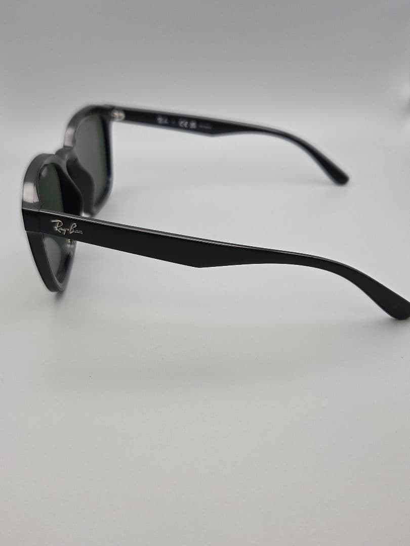 【美品】レイバン 偏光サングラス RB4392D ブラック