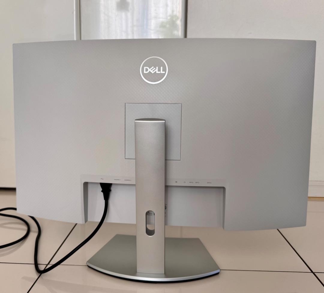 DELL 曲面モニター S3221QS