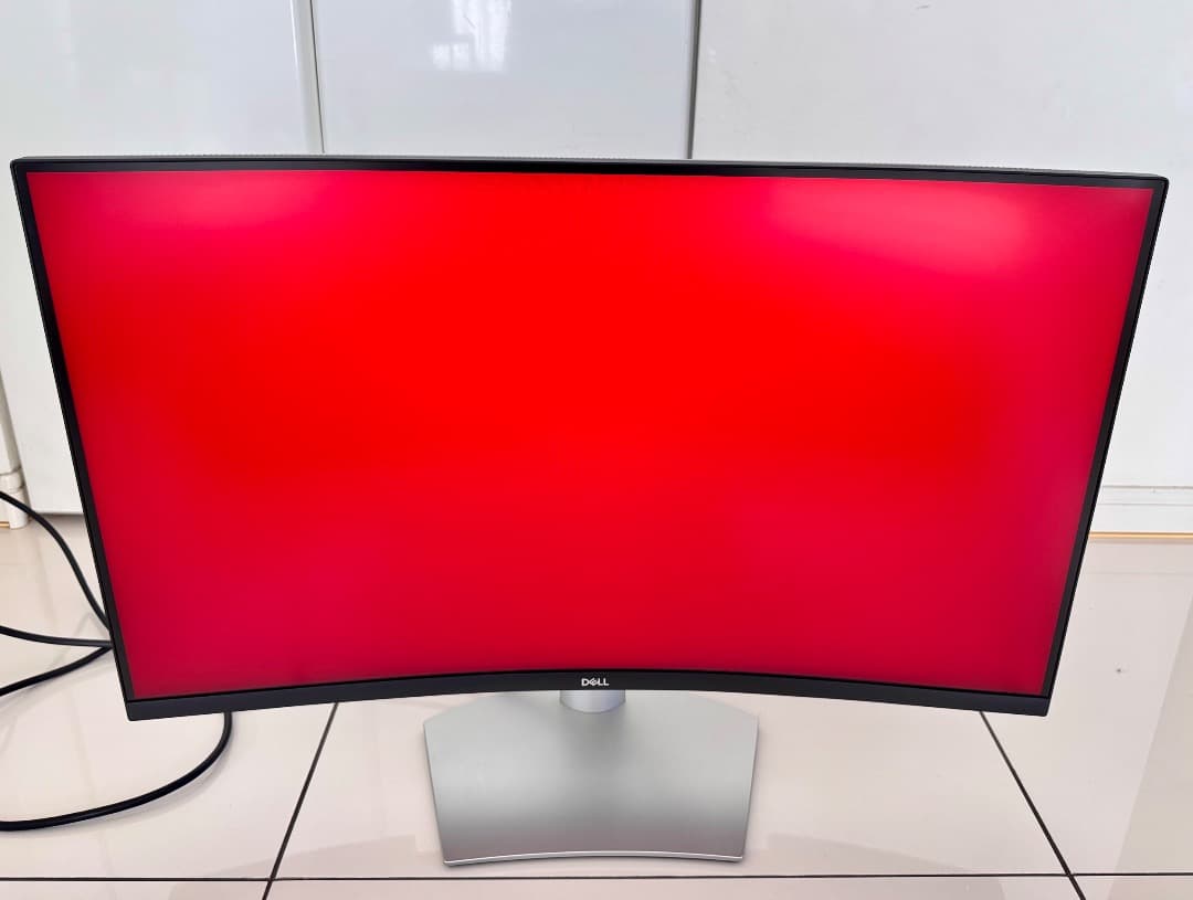 DELL 曲面モニター S3221QS