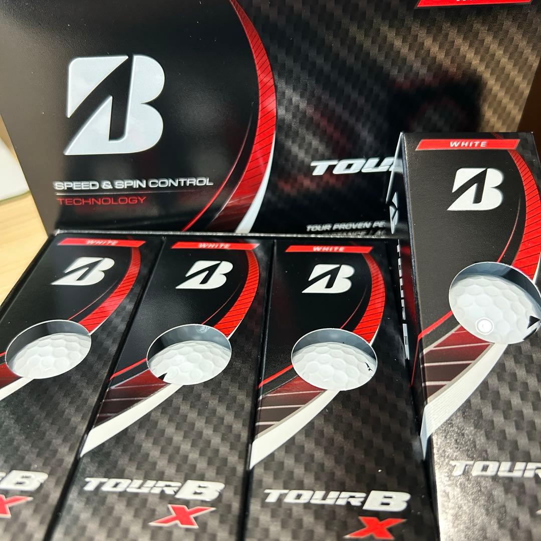 【セガ様用】ブリヂストン TOUR B X 2022年モデル 白 12球 3箱
