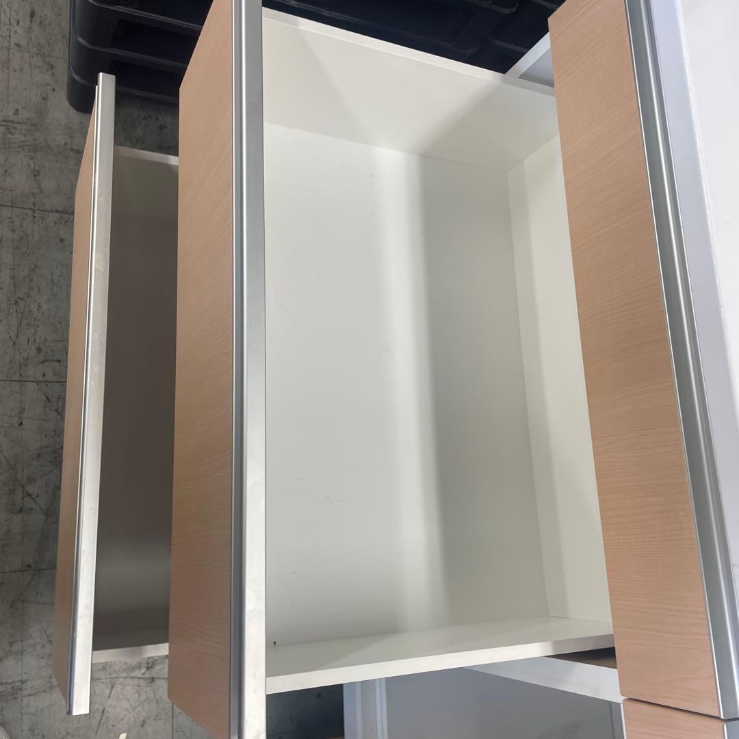 お引取り限定品　食器棚・キッチンカウンター モダンデザイン