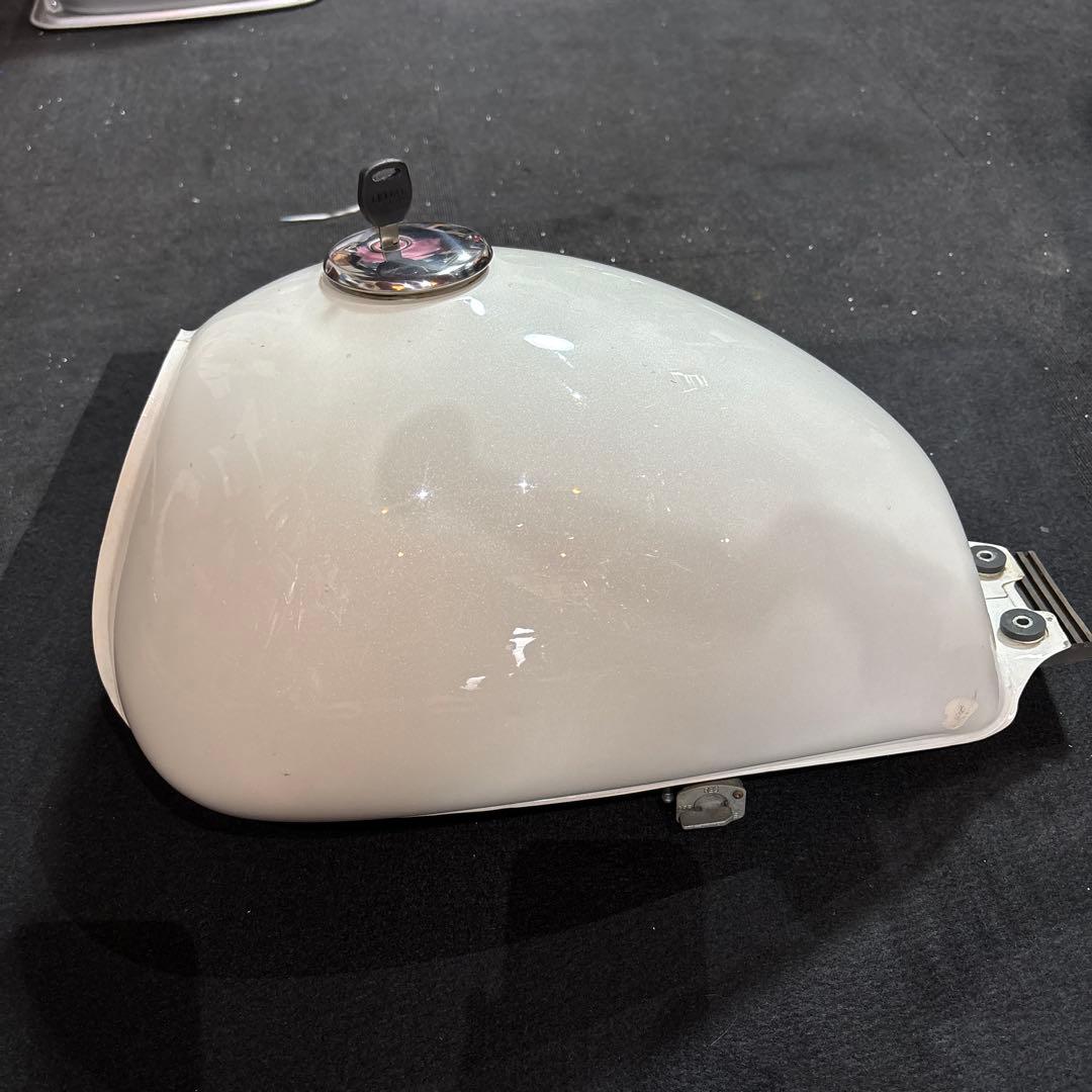 ボルティ250ガソリンタンク