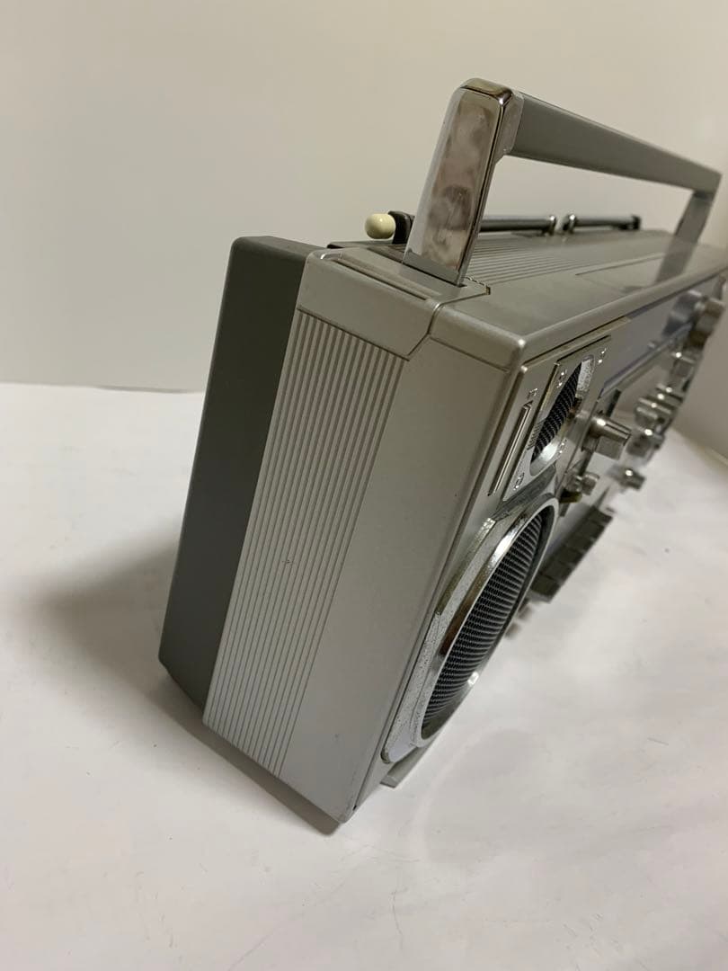 SANYO MR-V8 希少ラジカセ カセットレコーダー昭和レトロ