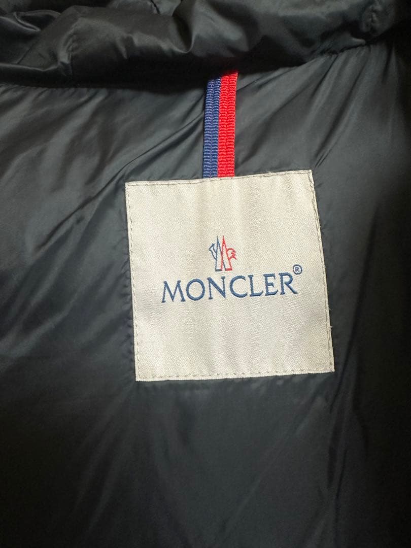 モ○クレール ダウンベスト