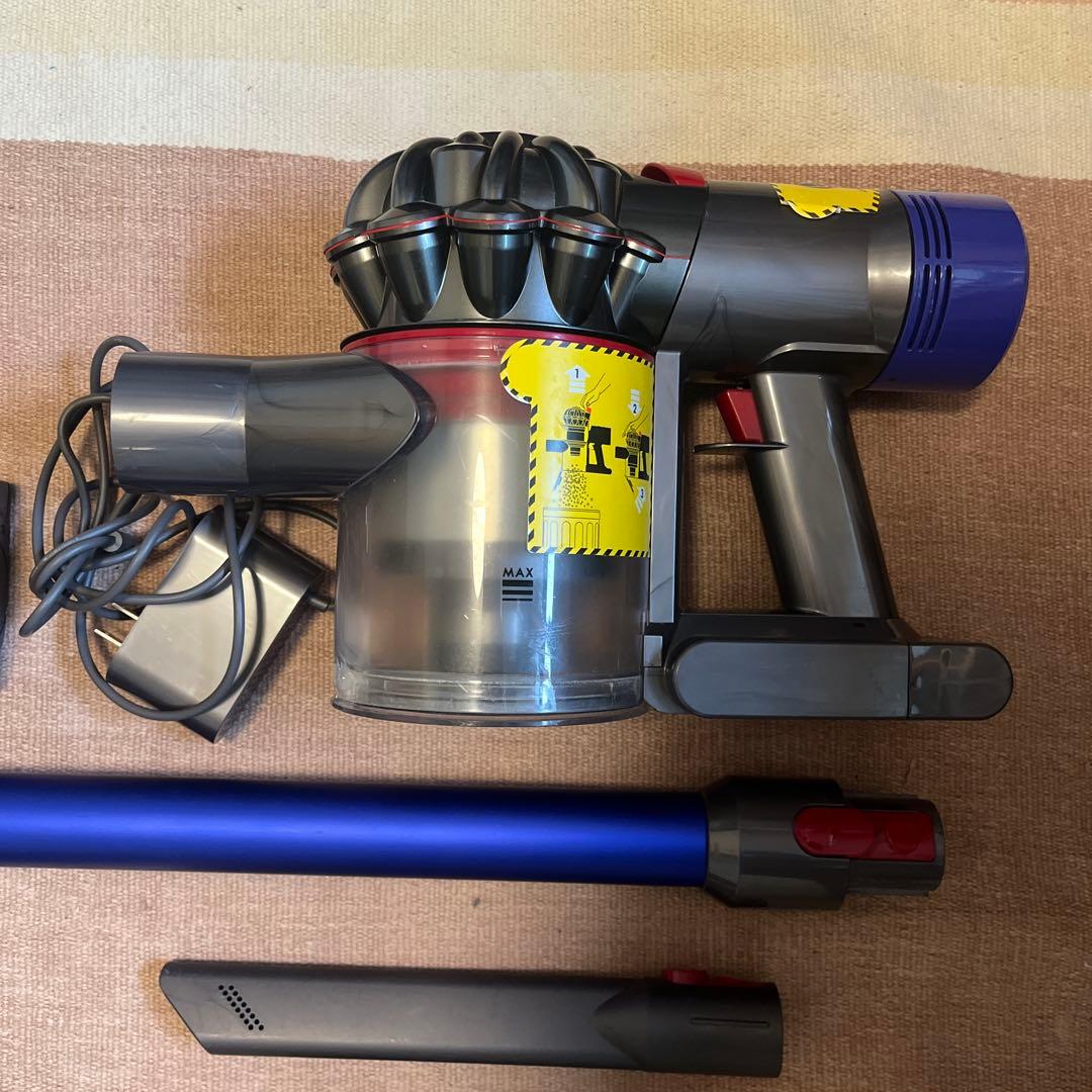 ⑧ すぐ使える！動作品！dysonダイソンコードレスクリーナー純正SV11