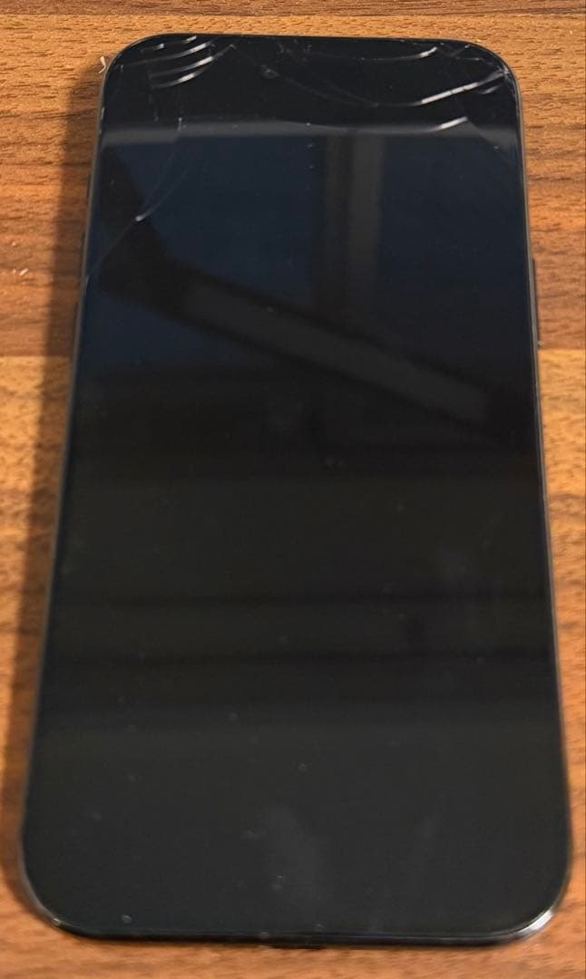 iPhone Air スペースブラック バッテリー100%