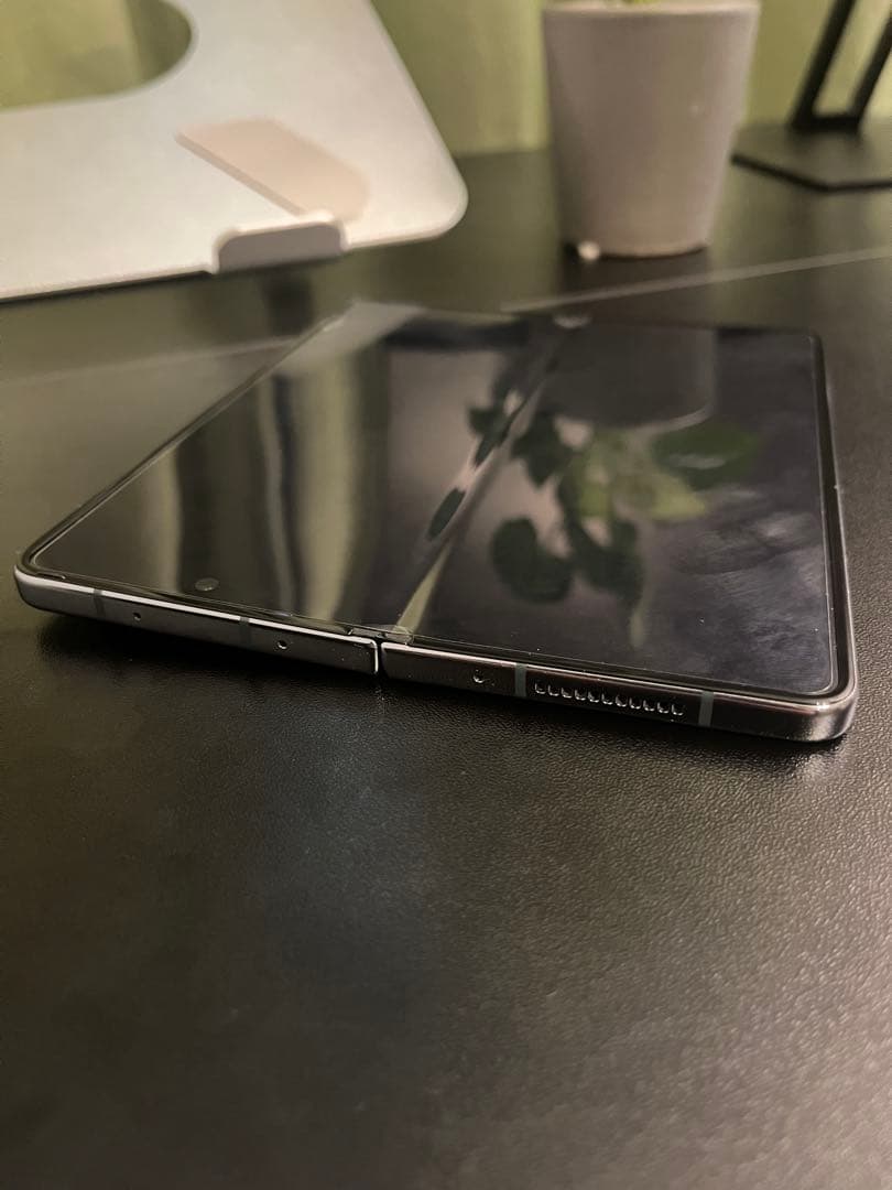 折りたたみ式スマートフォン Galaxy Z Fold 4