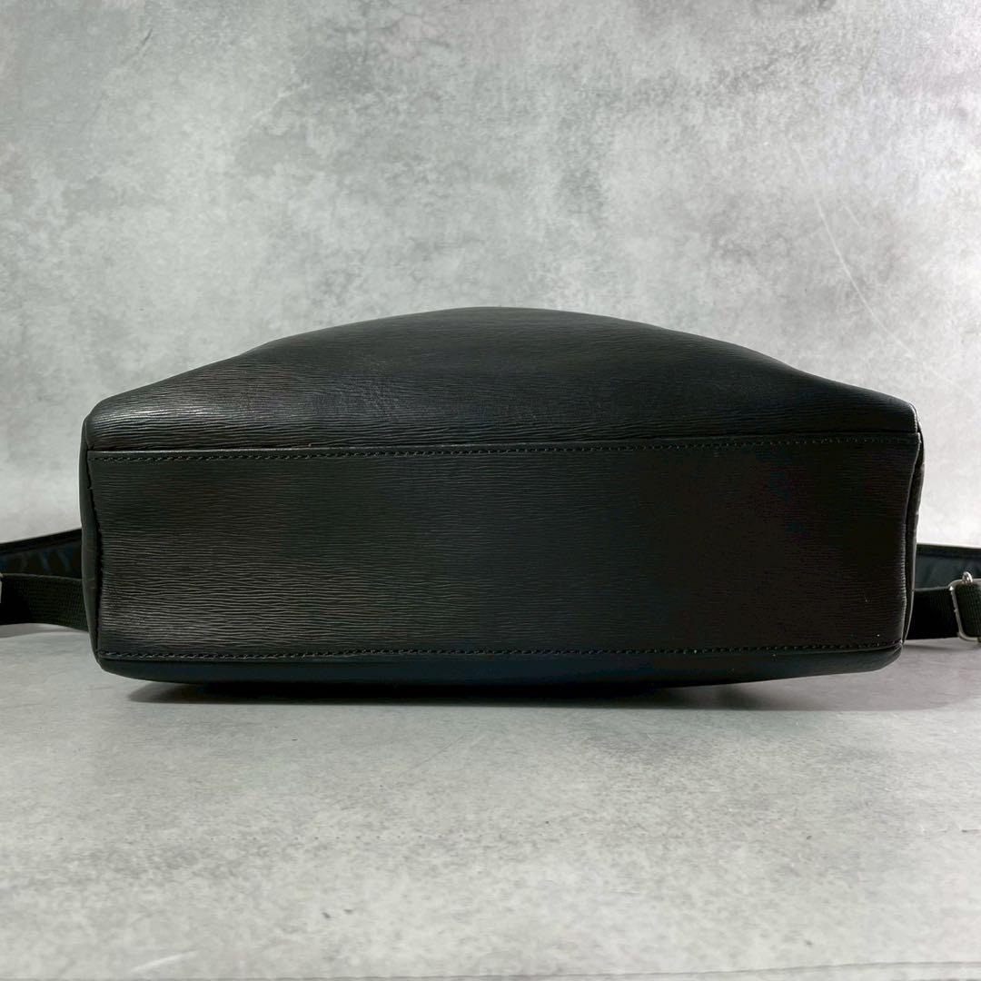 ＤＡＤＡ✨ヴィヴィアン ADVAN リュック レザー 黒系 オーブチャーム